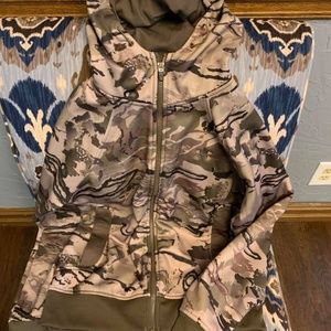 Under Armour Hoodie